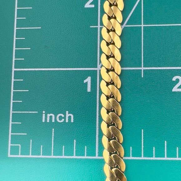 Vintage Gold Plated Open Heart Metal Chain Necklace - Picture 6 of 6